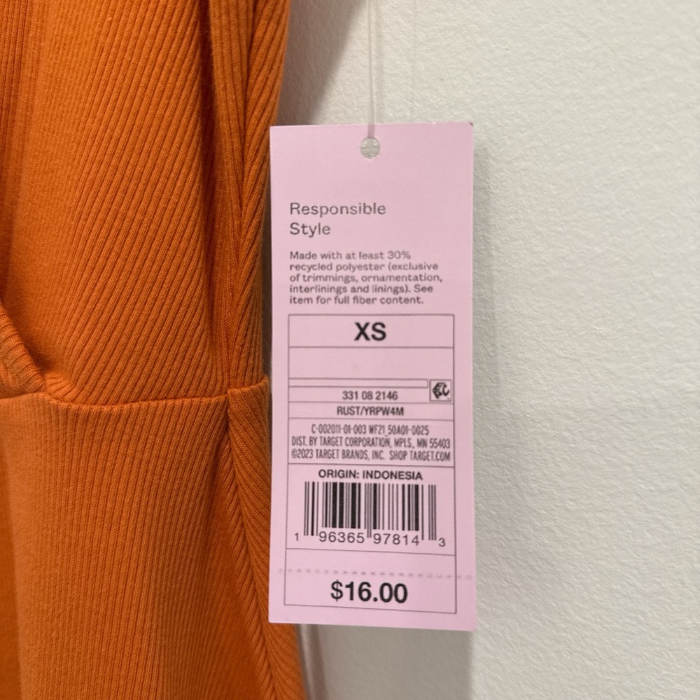 NWT Ribbed dress - Picture 3 of 3